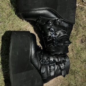 Demonia bat heeled platform